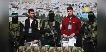 Hamás libera a 3 rehenes israelíes a cambio de presos palestinos tras disputa que puso en peligro alto al fuego en Gaza Hamás libera a 3 rehenes israelíes a cambio de presos palestinos tras disputa que puso en peligro alto al fuego en Gaza