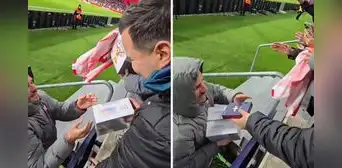 Delantero del Atlético de Madrid cambió su camiseta por cartas Pokémon: “Un gran fan” Delantero del Atlético de Madrid cambió su camiseta por cartas Pokémon: “Un gran fan”
