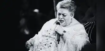 Muere Paquita la del Barrio a los 77 años tras problemas de salud: familiares confirmaron el deceso de la leyenda mexicana Muere Paquita la del Barrio a los 77 años tras problemas de salud: familiares confirmaron el deceso de la leyenda mexicana