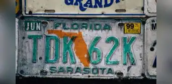 Mucha atención, conductores en Florida: ¿pueden multarte hasta con US$500 por tener la placa vehicular sucia? Mucha atención, conductores en Florida: ¿pueden multarte hasta con US$500 por tener la placa vehicular sucia?