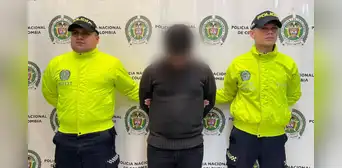 Adolescente de 14 años mató a su vecino con un cuchillo tras una fuerte discusión en Colombia Adolescente de 14 años mató a su vecino con un cuchillo tras una fuerte discusión en Colombia