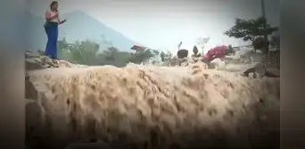 Huarochirí queda aislado por huaicos: lluvias bloquean vía que conecta a 15 distritos y no hay acceso vehicular Huarochirí queda aislado por huaicos: lluvias bloquean vía que conecta a 15 distritos y no hay acceso vehicular