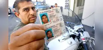 Licencia de conducir para motocicleta en California: requisitos para solicitar un permiso de instrucción si tienes más de 16 años Licencia de conducir para motocicleta en California: requisitos para solicitar un permiso de instrucción si tienes más de 16 años