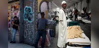 Abren nuevo refugio en el Bronx para 2.200 inmigrantes varones pese a la oposición de los residentes locales Abren nuevo refugio en el Bronx para 2.200 inmigrantes varones pese a la oposición de los residentes locales