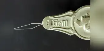 Este es el verdadero uso de la moneda plateada del kit de costura: el objeto que todos tiran sin saber su verdadera utilidad Este es el verdadero uso de la moneda plateada del kit de costura: el objeto que todos tiran sin saber su verdadera utilidad