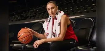 Diana Taurasi se retira del baloncesto luego de ganar 3 títulos en WNBA y 6 medallas olímpicas con Estados Unidos Diana Taurasi se retira del baloncesto luego de ganar 3 títulos en WNBA y 6 medallas olímpicas con Estados Unidos