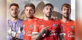 Cienciano sorprende al anunciar a 4 nuevos refuerzos nacionales para la Liga 1 2025 Cienciano sorprende al anunciar a 4 nuevos refuerzos nacionales para la Liga 1 2025