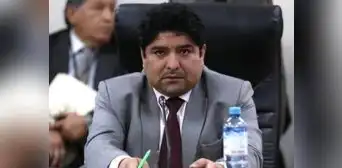 Jorge Torres presentó documento falso para que lo contraten en el Congreso