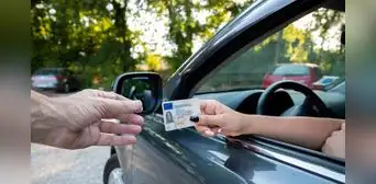 Licencia de conducir en Florida: requisitos y tarifas para sacar el permiso de manejo en marzo, según FLHSMV Licencia de conducir en Florida: requisitos y tarifas para sacar el permiso de manejo en marzo, según FLHSMV