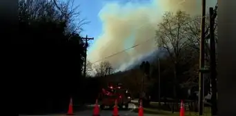 ¡Alerta roja en las Carolinas!: incendios forestales consumieron cientos de hectáreas y provocaron evacuaciones masivas ¡Alerta roja en las Carolinas!: incendios forestales consumieron cientos de hectáreas y provocaron evacuaciones masivas