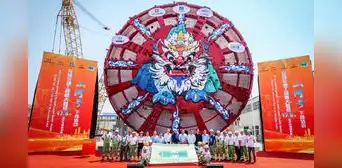 China construye el túnel submarino más ancho del mundo con una mega tuneladora de 5.200 toneladas China construye el túnel submarino más ancho del mundo con una mega tuneladora de 5.200 toneladas