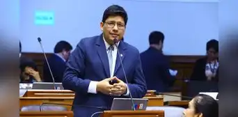 Ilich López sobre críticas a proyectos con alto costo fiscal: "Numéricamente tienen razón, pero a costa del beneficio social" Ilich López sobre críticas a proyectos con alto costo fiscal: "Numéricamente tienen razón, pero a costa del beneficio social"