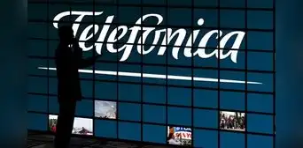Telefónica contrata a firma de asesoría financiera para vender su filial en Perú y pactar con acreedores