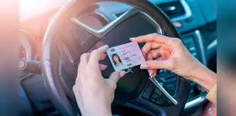 El proyecto de ley que podría dejar a 21 estados sin licencias para inmigrantes indocumentados: ¿cómo afectaría a Wyoming?