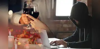 Estafas 'románticas' afectan a miles de estadounidenses: presentan nueva legislación para frenar el robo de ahorros Estafas 'románticas' afectan a miles de estadounidenses: presentan nueva legislación para frenar el robo de ahorros