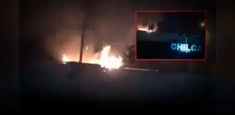 Incendio de gran magnitud consume almacén en Chilca y moviliza 13 unidades de bomberos Incendio de gran magnitud consume almacén en Chilca y moviliza 13 unidades de bomberos