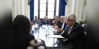 Delegación de la Sociedad Interamericana de Prensa se reúne con periodistas para evaluar ataques a la prensa Delegación de la Sociedad Interamericana de Prensa se reúne con periodistas para evaluar ataques a la prensa