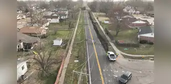 Tornado en Missouri deja 10 muertos y tormentas en Texas y Arkansas causan otras 6 víctimas, más de 300.000 sin electricidad
