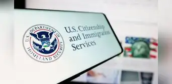 USCIS: el formulario clave para los inmigrantes que piensan iniciar el proceso de naturalización en Florida USCIS: el formulario clave para los inmigrantes que piensan iniciar el proceso de naturalización en Florida