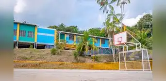 Loreto: padres mandan a sus hijos a clases sin notar que no pasaron de año Loreto: padres mandan a sus hijos a clases sin notar que no pasaron de año