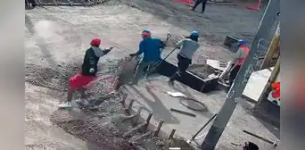 Cámara de seguridad capta el momento en que sicario asesina a obrero de construcción civil en El Agustino Cámara de seguridad capta el momento en que sicario asesina a obrero de construcción civil en El Agustino