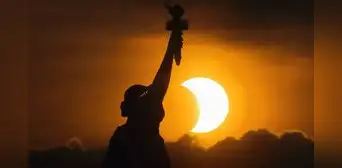 Nueva York verá el eclipse solar al amanecer: dónde observarlo y a qué hora empieza el fenómeno Nueva York verá el eclipse solar al amanecer: dónde observarlo y a qué hora empieza el fenómeno
