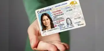 California: DMV confirma los requisitos que deben cumplir los aspirantes a la Real ID si la quieren obtener con tarifa reducida California: DMV confirma los requisitos que deben cumplir los aspirantes a la Real ID si la quieren obtener con tarifa reducida