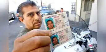 DMV dice que estos son los únicos grupos de inmigrantes que puede acceder a la Real ID en California DMV dice que estos son los únicos grupos de inmigrantes que puede acceder a la Real ID en California