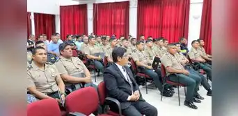 Efectivos policiales y agentes de serenazgo de Tumbes fueron capacitados sobre funcionamiento de la nueva versión del sistema de monitoreo del aplicativo Botón de Pánico Efectivos policiales y agentes de serenazgo de Tumbes fueron capacitados sobre funcionamiento de la nueva versión del sistema de monitoreo del aplicativo Botón de Pánico