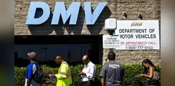 Ley en California exige al DMV suspender las licencias de conducir a los conductores que cometan estas faltas Ley en California exige al DMV suspender las licencias de conducir a los conductores que cometan estas faltas