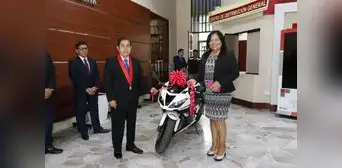 Corte Superior de Justicia del Santa recibió motocicleta de Pronabi en cesión de uso Corte Superior de Justicia del Santa recibió motocicleta de Pronabi en cesión de uso