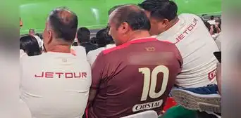 Hincha desata risas en TikTok al ponerse una camiseta de Universitario con curioso estampado: “Remate es remate” Hincha desata risas en TikTok al ponerse una camiseta de Universitario con curioso estampado: “Remate es remate”