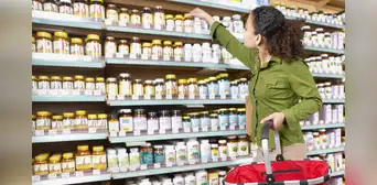 El aumento en el consumo de suplementos dietéticos en EE.UU. genera preocupación por ingredientes no declarados y posibles riesgos para la salud