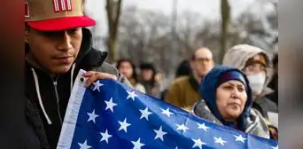 USCIS advierte a inmigrantes que podrían perder la ciudadanía americana por estas razones USCIS advierte a inmigrantes que podrían perder la ciudadanía americana por estas razones