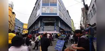 Centro de Lima: almacenes informales siguen funcionando pese a peligro de un incendio Centro de Lima: almacenes informales siguen funcionando pese a peligro de un incendio