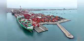 Invertirían más de US$2 mil millones en este importante puerto del Callao para potenciar su ubicación estratégica en el comercio exterior Invertirían más de US$2 mil millones en este importante puerto del Callao para potenciar su ubicación estratégica en el comercio exterior