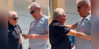 Raúl Romero conmueve al sorprender a un abuelito de 80 años que se dedica a vender libros: "Hoy se cumplió un sueño" Raúl Romero conmueve al sorprender a un abuelito de 80 años que se dedica a vender libros: "Hoy se cumplió un sueño"
