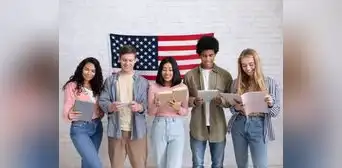 Buenas noticias para inmigrantes en California: proyecto de ley permitiría a deportados estudiar en línea Buenas noticias para inmigrantes en California: proyecto de ley permitiría a deportados estudiar en línea