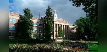 Comité del Senado de este estado en EEUU aprobó proyecto de ley que protege los datos de inmigrantes en escuelas y universidades públicas ante el ICE