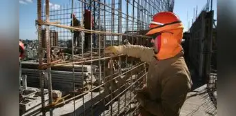 IPE prevé que la economía peruana habría crecido 2,9% en febrero impulsada por construcción IPE prevé que la economía peruana habría crecido 2,9% en febrero impulsada por construcción