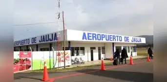 Aeropuerto de Jauja: Corpac anuncia inicio de obras de mantenimiento en pista de aterrizaje Aeropuerto de Jauja: Corpac anuncia inicio de obras de mantenimiento en pista de aterrizaje