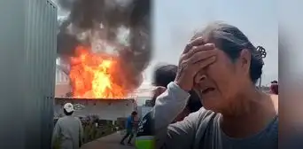 Adulta mayor se queda sin medicinas tras fuerte explosión e incendio en Lurín: "Me quedé temblando"