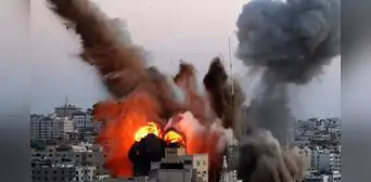 Gaza reporta al menos 54 muertos en bombardeos aéreos israelíes Gaza reporta al menos 54 muertos en bombardeos aéreos israelíes