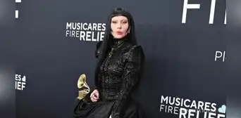 Lady Gaga supera falla técnica en Coachella: "Al menos saben que canto en vivo" Lady Gaga supera falla técnica en Coachella: "Al menos saben que canto en vivo"