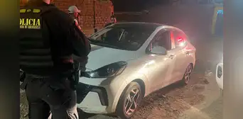 Delincuentes se hacen pasar por pasajeros para robarle a taxista su herramienta de trabajo en Trujillo Delincuentes se hacen pasar por pasajeros para robarle a taxista su herramienta de trabajo en Trujillo