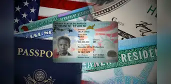 Trump y la mala noticia para inmigrantes con Green Card: esto pasará si no portas la tarjeta de residencia permanente en EEUU Trump y la mala noticia para inmigrantes con Green Card: esto pasará si no portas la tarjeta de residencia permanente en EEUU