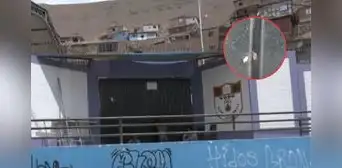 Atacan a balazos colegio en Ventanilla por presunta extorsión: "Los niños tienen miedo de venir" Atacan a balazos colegio en Ventanilla por presunta extorsión: "Los niños tienen miedo de venir"