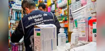 Digemid incauta más de una tonelada de medicamentos falsificados en el Centro Comercial Capón Center Digemid incauta más de una tonelada de medicamentos falsificados en el Centro Comercial Capón Center
