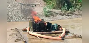 Loreto: Fiscalía destruye siete balsas dragas destinadas a la minería ilegal en el río Marañón