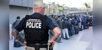 Atención, inmigrantes en EEUU: DHS impondrá multas en este estado por no llevar documento requerido por la Ley de Inmigración Atención, inmigrantes en EEUU: DHS impondrá multas en este estado por no llevar documento requerido por la Ley de Inmigración
